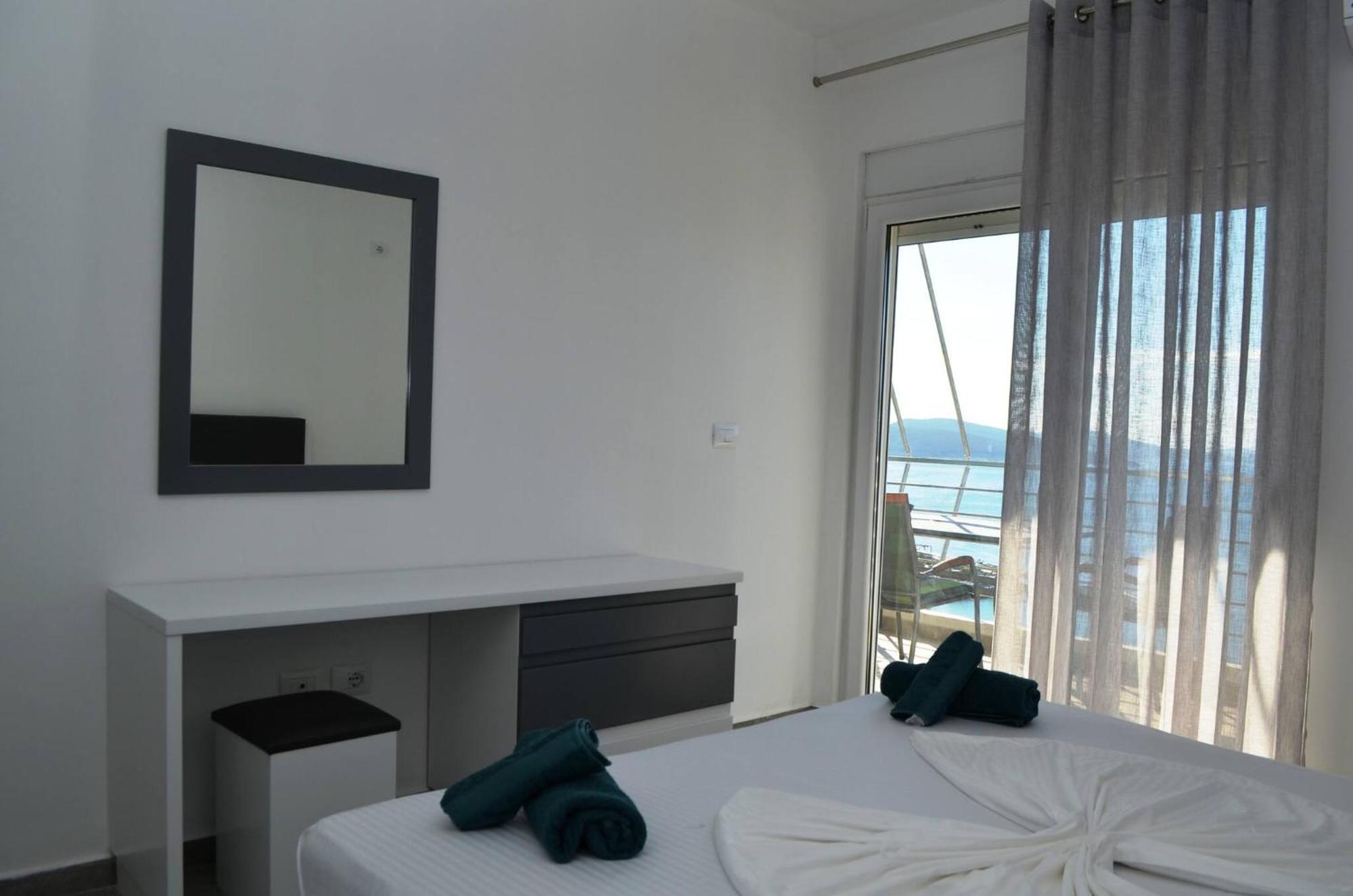 Wonderful View Apartments ซารานเดอ ภายนอก รูปภาพ